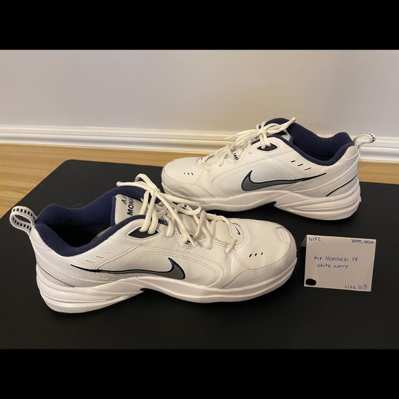 Nike Air Monarch IV ‘white navy’ - Picture 2 of 4